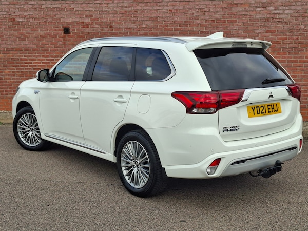Used Mitsubishi Outlander 2021 for sale - 76220339: Photo 5