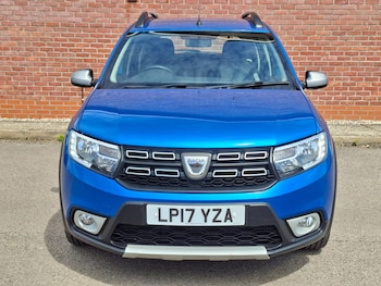 Used Dacia Sandero Stepway 2017 for sale - 78995713: Photo