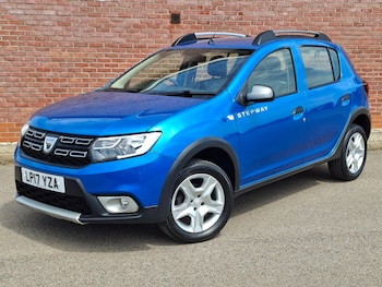 Used Dacia Sandero Stepway 2017 for sale - 78995713: Photo