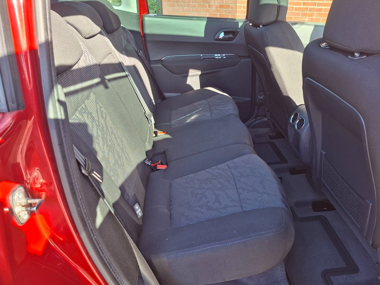 Used Peugeot 3008 2010 for sale - 76302941: Photo 11
