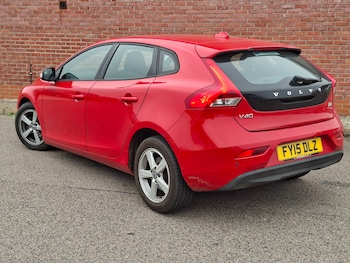 Used Volvo V40 2015 for sale - 76243929: Photo