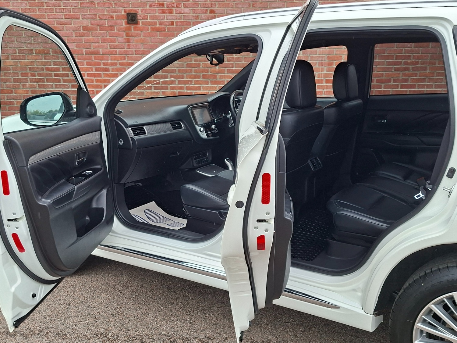 Used Mitsubishi Outlander 2021 for sale - 76128030: Photo 14