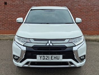 Used Mitsubishi Outlander 2021 for sale - 76128030: Photo 2