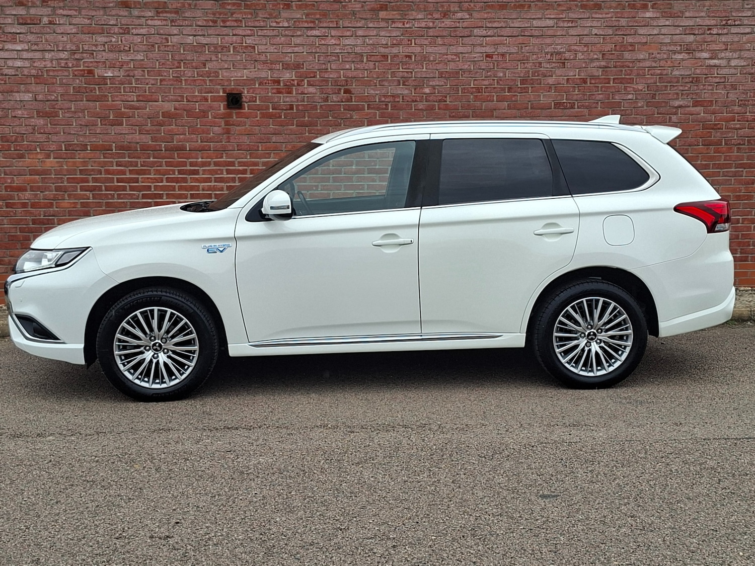 Used Mitsubishi Outlander 2021 for sale - 76128030: Photo 4