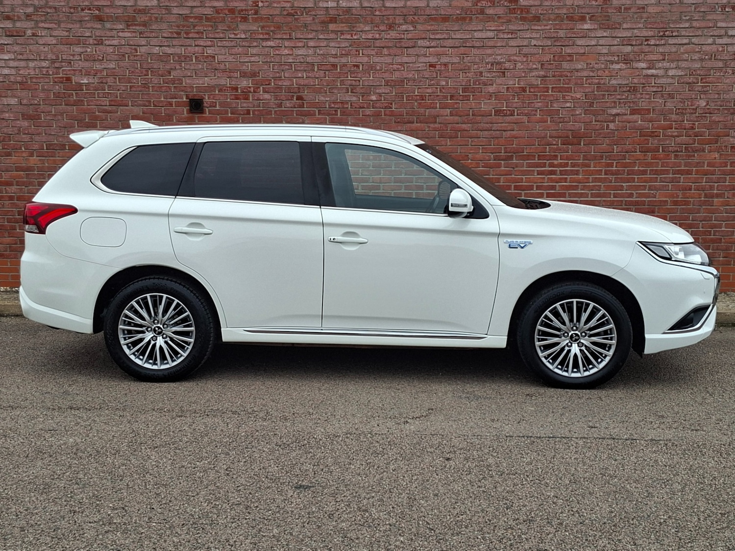 Used Mitsubishi Outlander 2021 for sale - 76128030: Photo 8