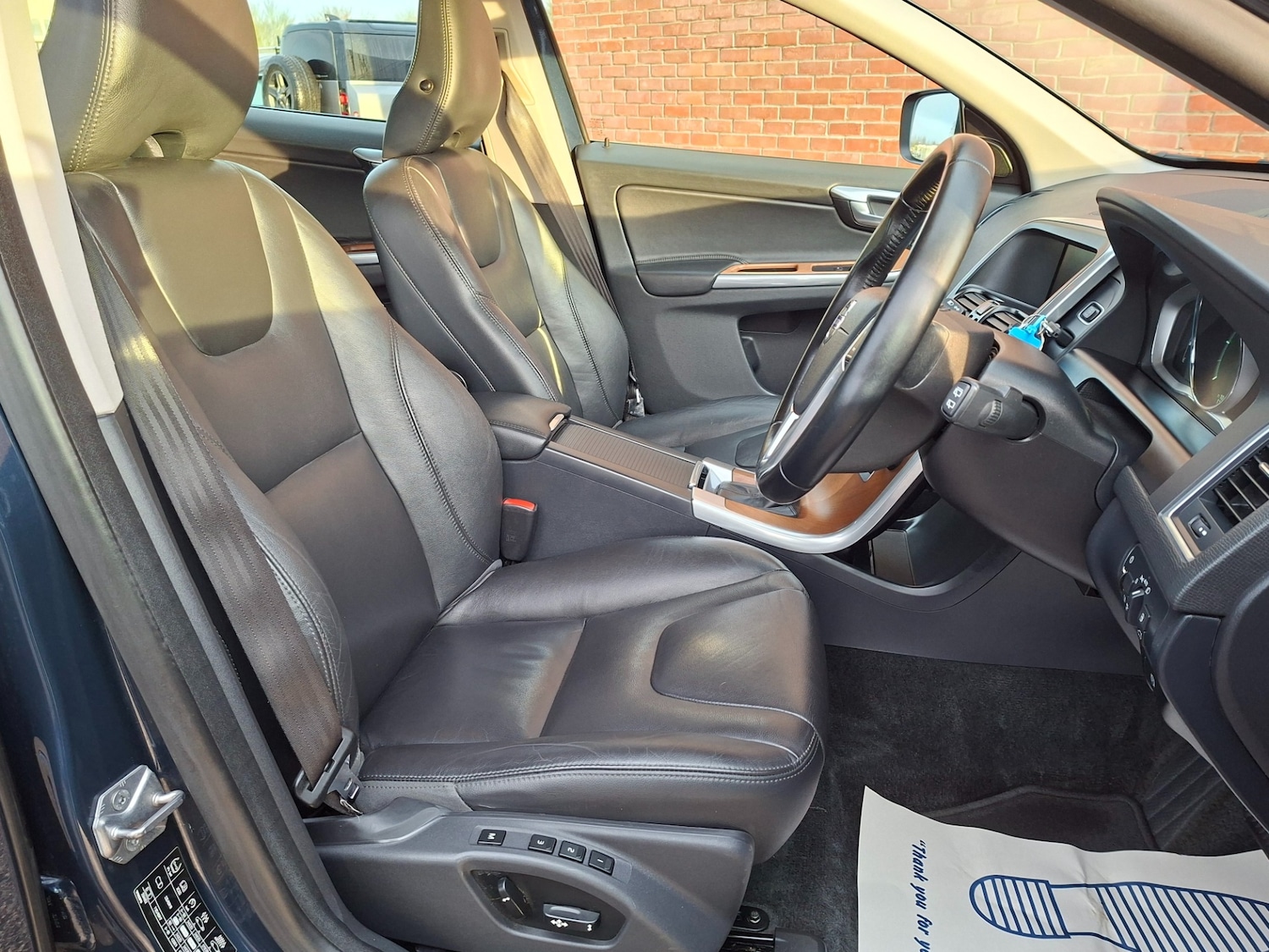 Used Volvo XC60 2013 for sale - 76969794: Photo 10