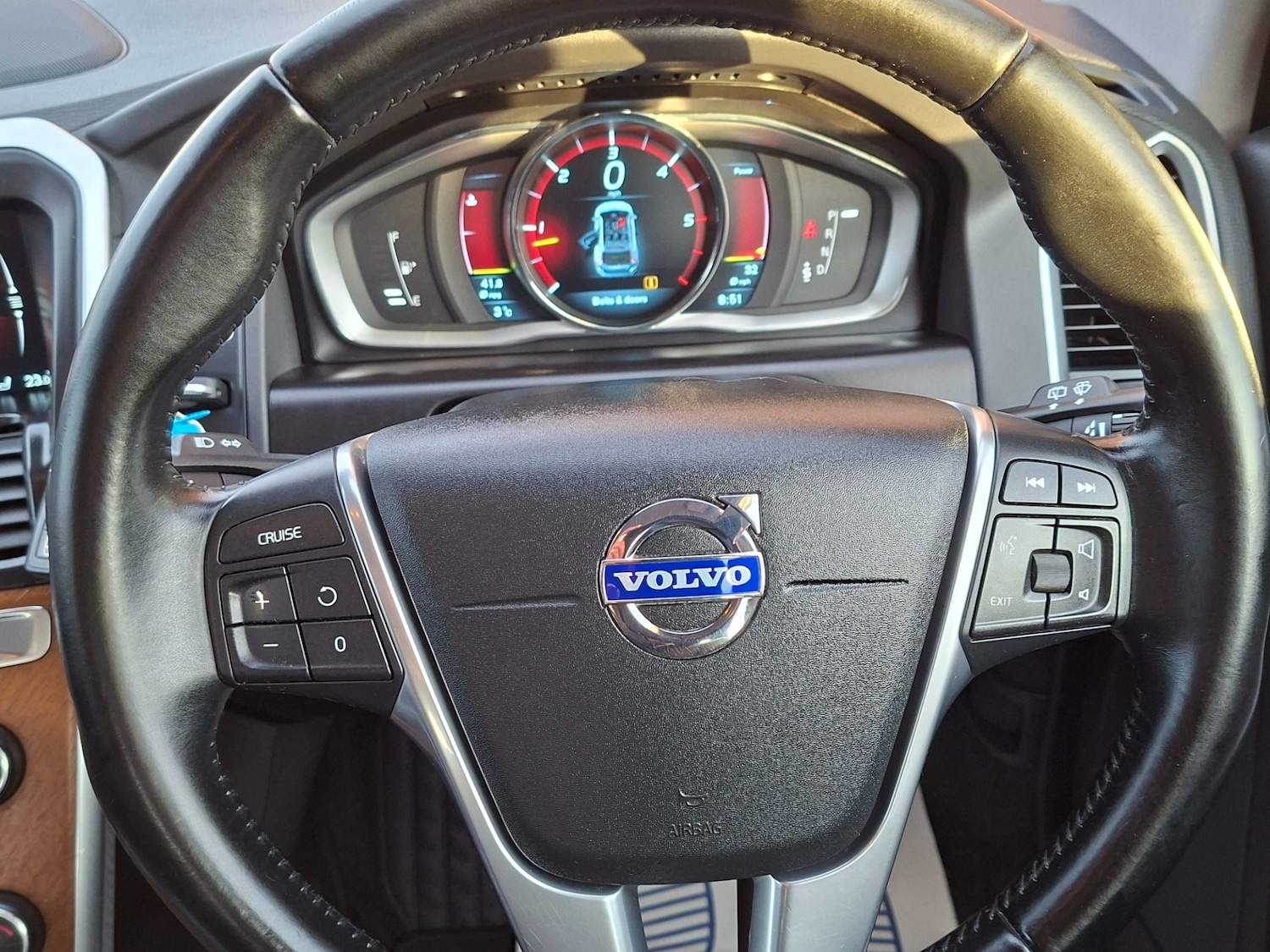 Used Volvo XC60 2013 for sale - 76969794: Photo 17