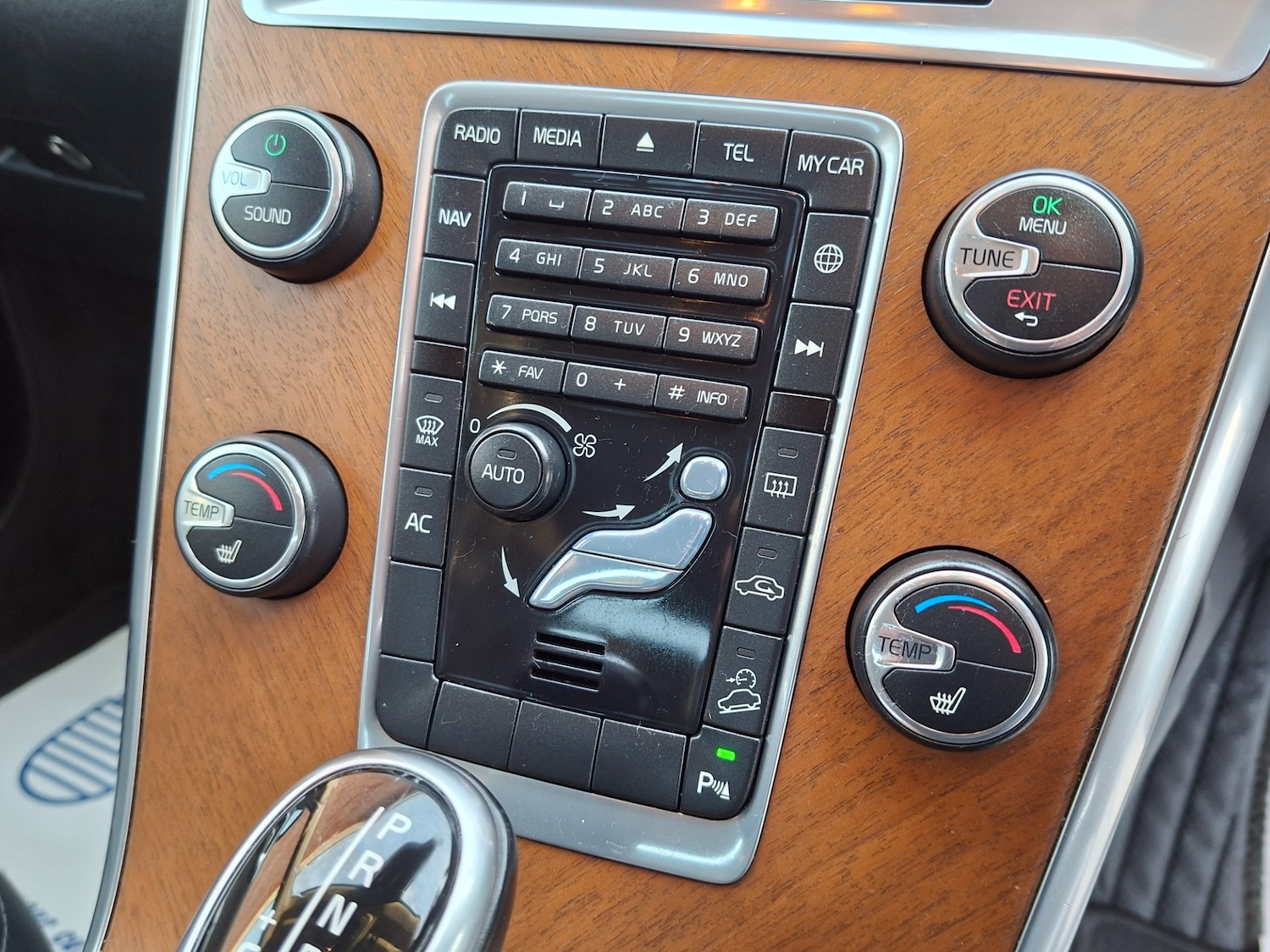 Used Volvo XC60 2013 for sale - 76969794: Photo 19