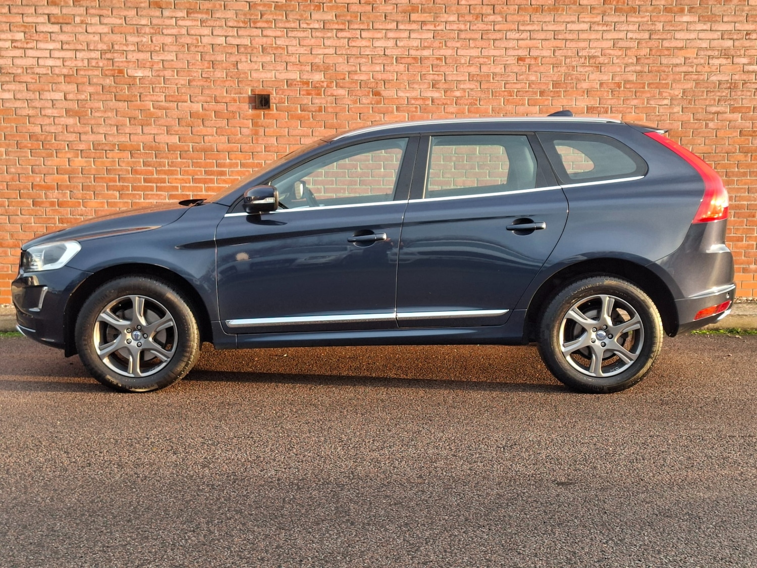 Used Volvo XC60 2013 for sale - 76969794: Photo 4