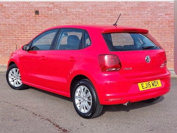 Used Volkswagen Polo 2015 for sale - 77781919: Photo