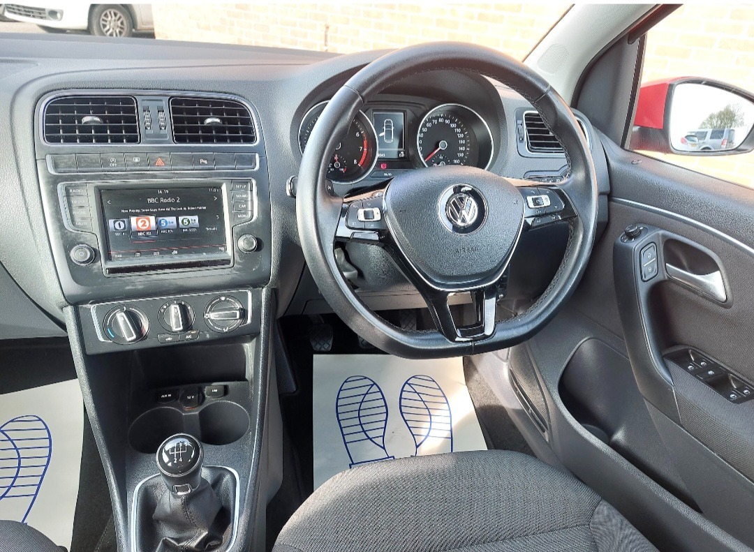 Used Volkswagen Polo 2015 for sale - 77781919: Photo 4