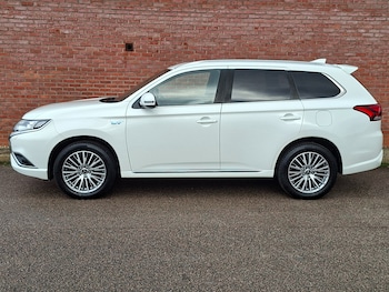 Used Mitsubishi Outlander 2021 for sale - 77285994: Photo