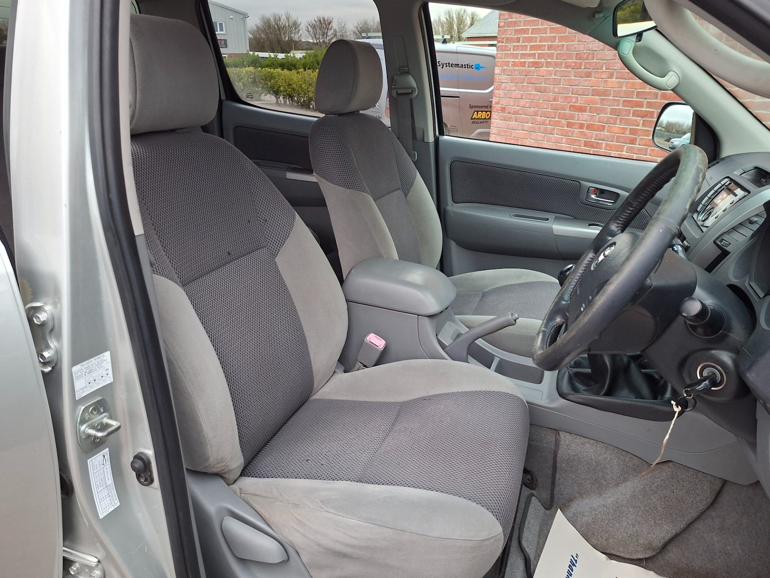 Used Toyota Hilux 2010 for sale - 76640443: Photo 10