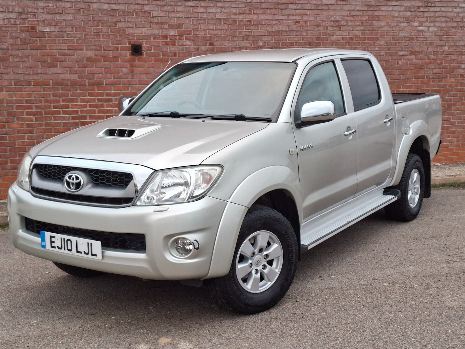 Used Toyota Hilux 2010 for sale - 76640443: Photo 3