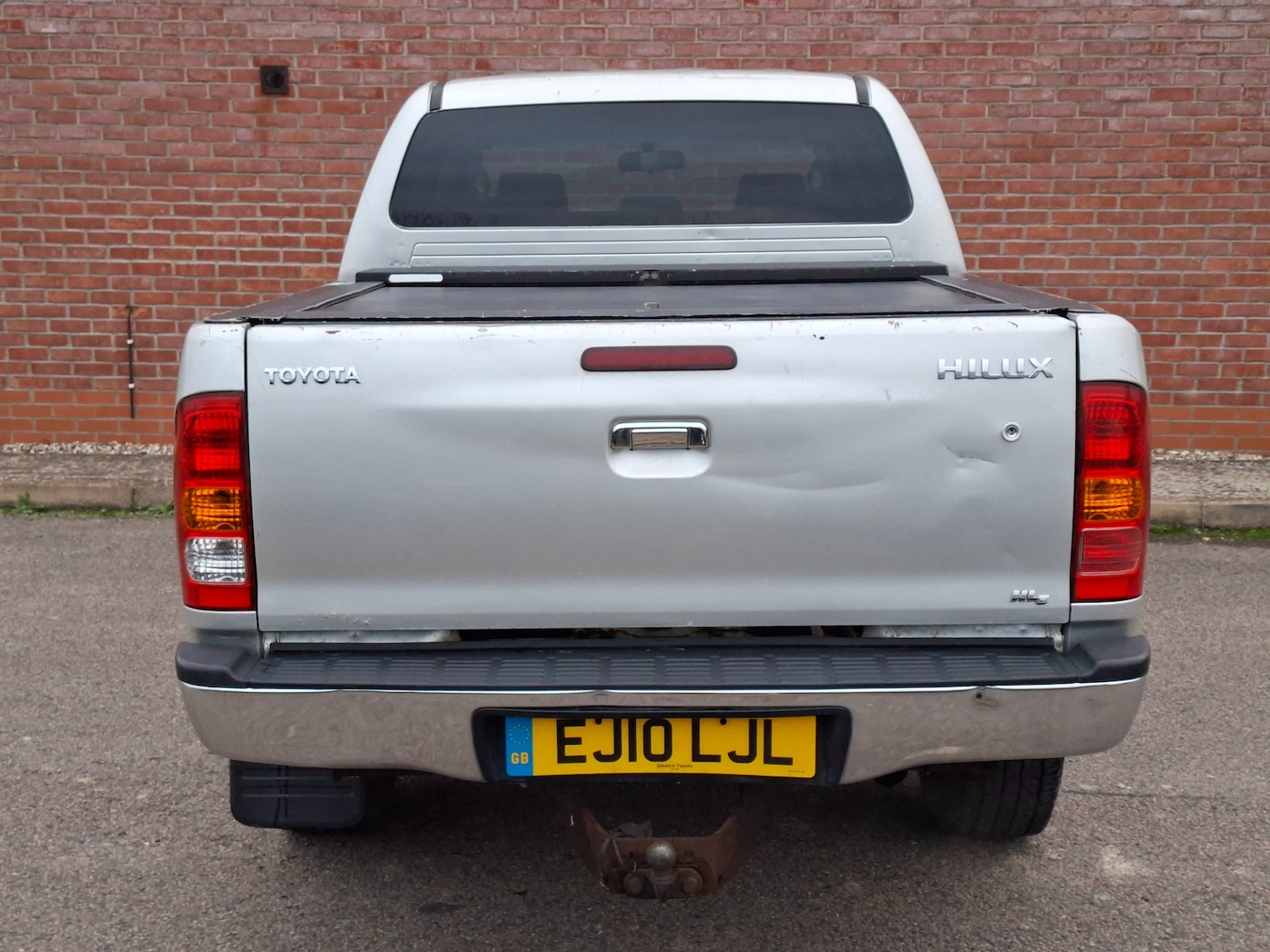 Used Toyota Hilux 2010 for sale - 76640443: Photo 6