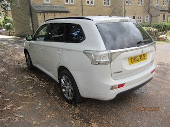 Used Mitsubishi Outlander 2015 for sale - 76088542: Photo