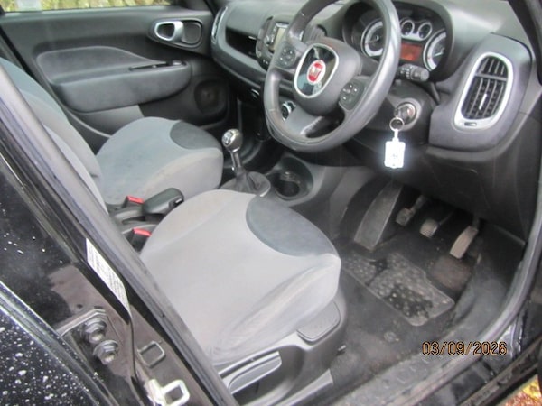 Used Fiat 500L 2014 for sale - 76170652: Photo 2