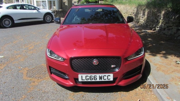 Used Jaguar XE 2016 for sale - 74730166: Photo 5