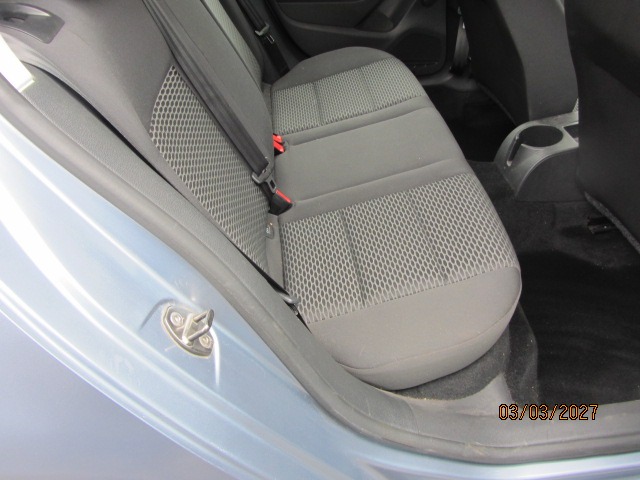 Used Volkswagen Golf 2010 for sale - 78131880: Photo 3