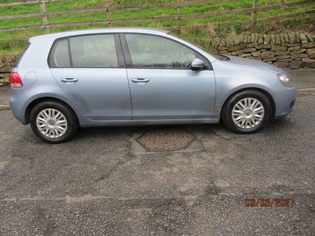 Used Volkswagen Golf 2010 for sale - 78131880: Photo 4