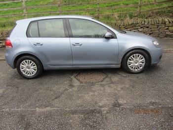 Used Volkswagen Golf 2010 for sale - 78131880: Photo
