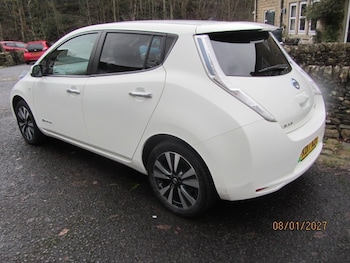 Used Nissan Leaf 2017 for sale - 77490427: Photo