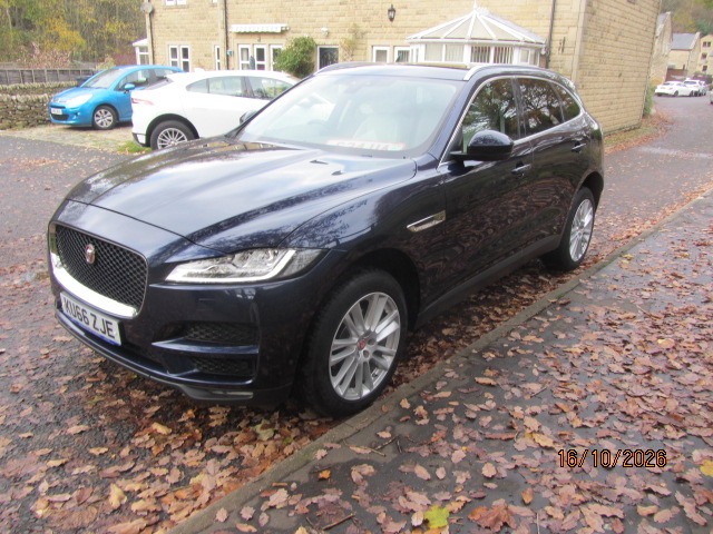 Used Jaguar F-Pace 2016 for sale - 76696586: Photo 7