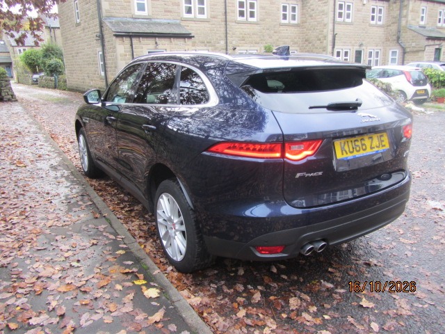 Used Jaguar F-Pace 2016 for sale - 76696586: Photo 9