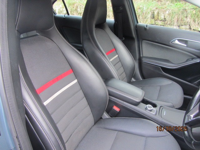 Used Mercedes-Benz A-Class 2013 for sale - 76696568: Photo 2