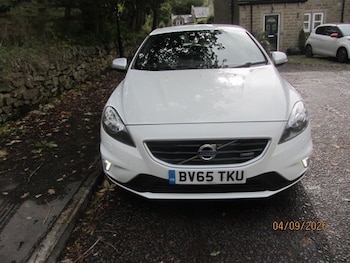 Used Volvo V40 2015 for sale - 76181224: Photo 3