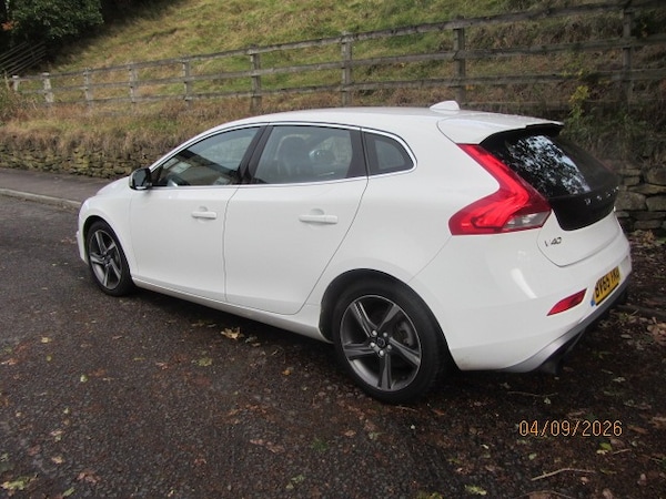 Used Volvo V40 2015 for sale - 76181224: Photo 6