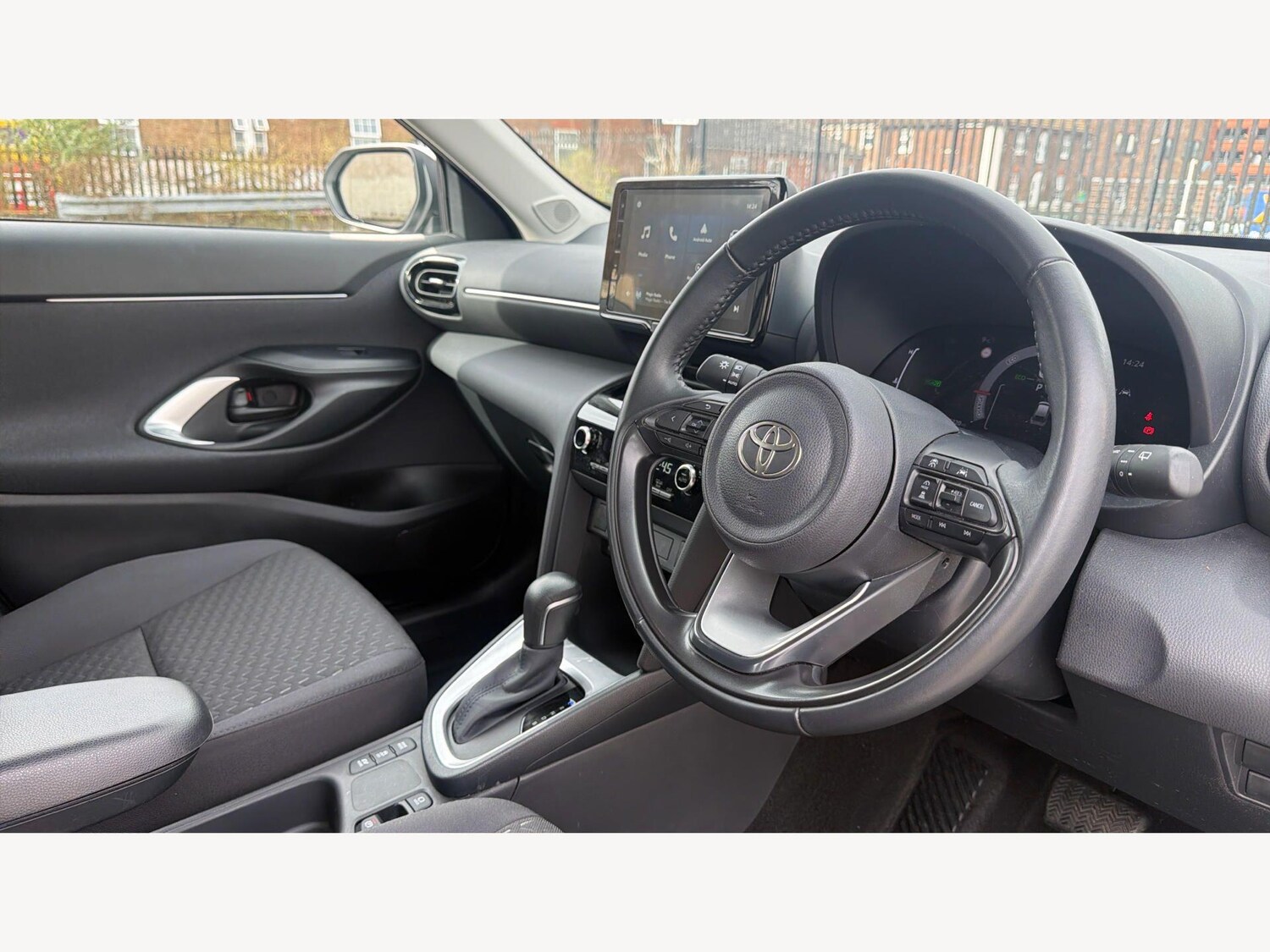 Used Toyota Yaris Cross for sale - 77898332: Photo 14