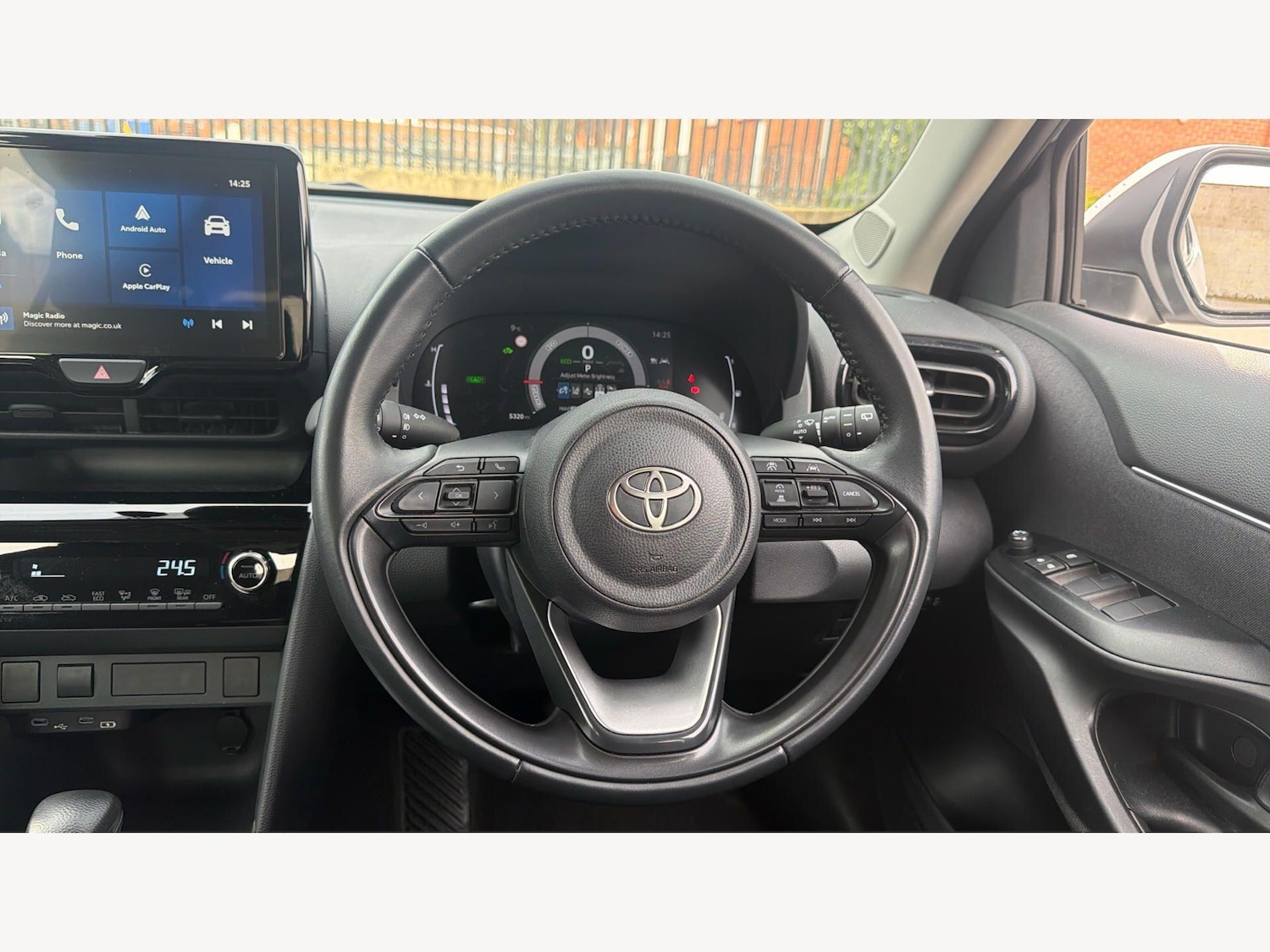Used Toyota Yaris Cross for sale - 77898332: Photo 9