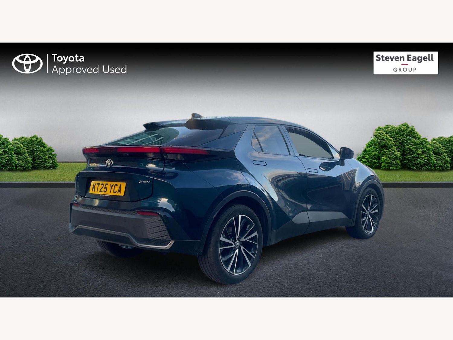 Used Toyota C-HR 2025 for sale - 77203035: Photo 2