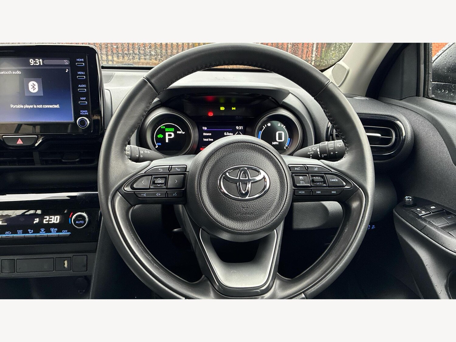 Used Toyota Yaris Cross 2024 for sale - 77304842: Photo 10
