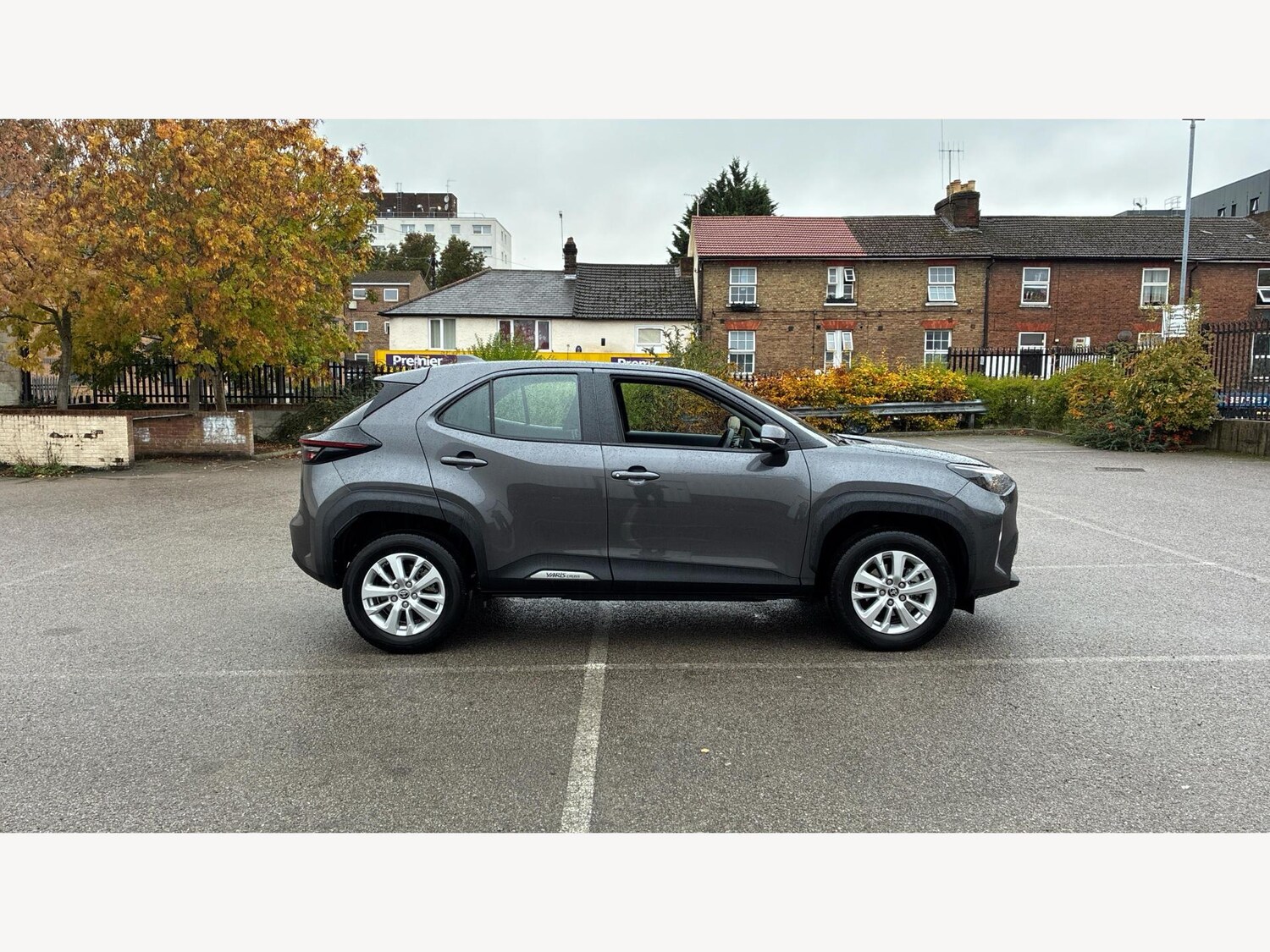 Used Toyota Yaris Cross 2024 for sale - 77304842: Photo 18