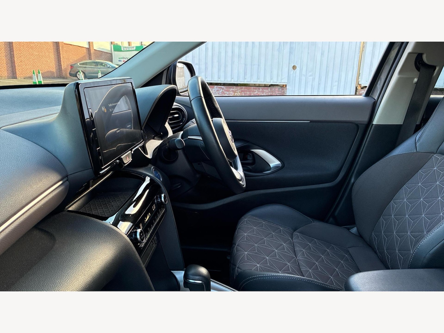 Used Toyota Yaris Cross 2023 for sale - 76349484: Photo 12