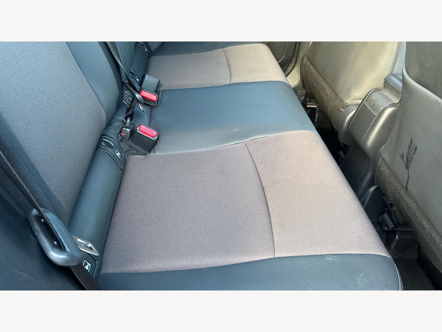 Used Toyota Yaris Cross 2023 for sale - 76349484: Photo 14