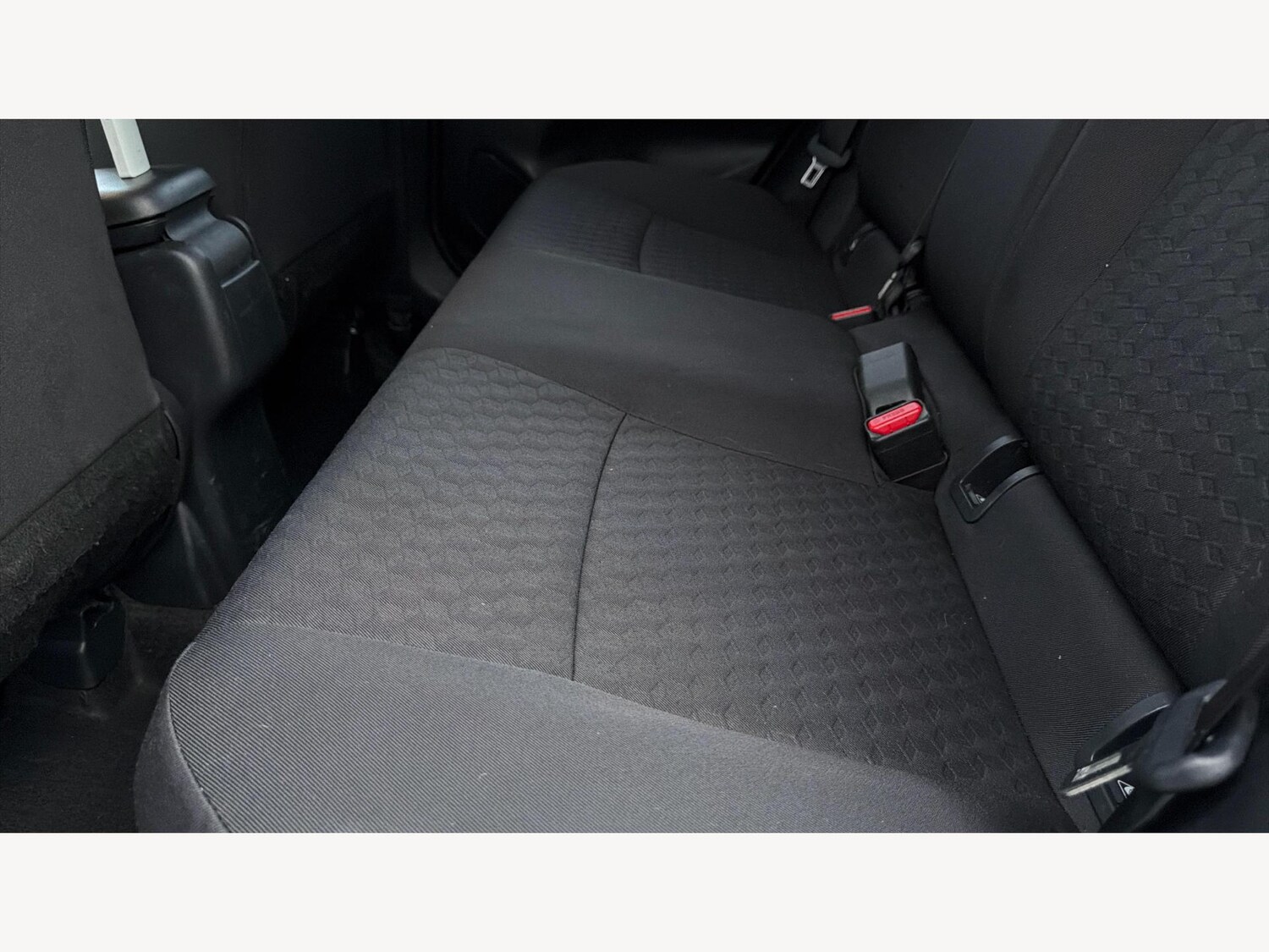 Used Toyota Yaris for sale - 77484469: Photo 16