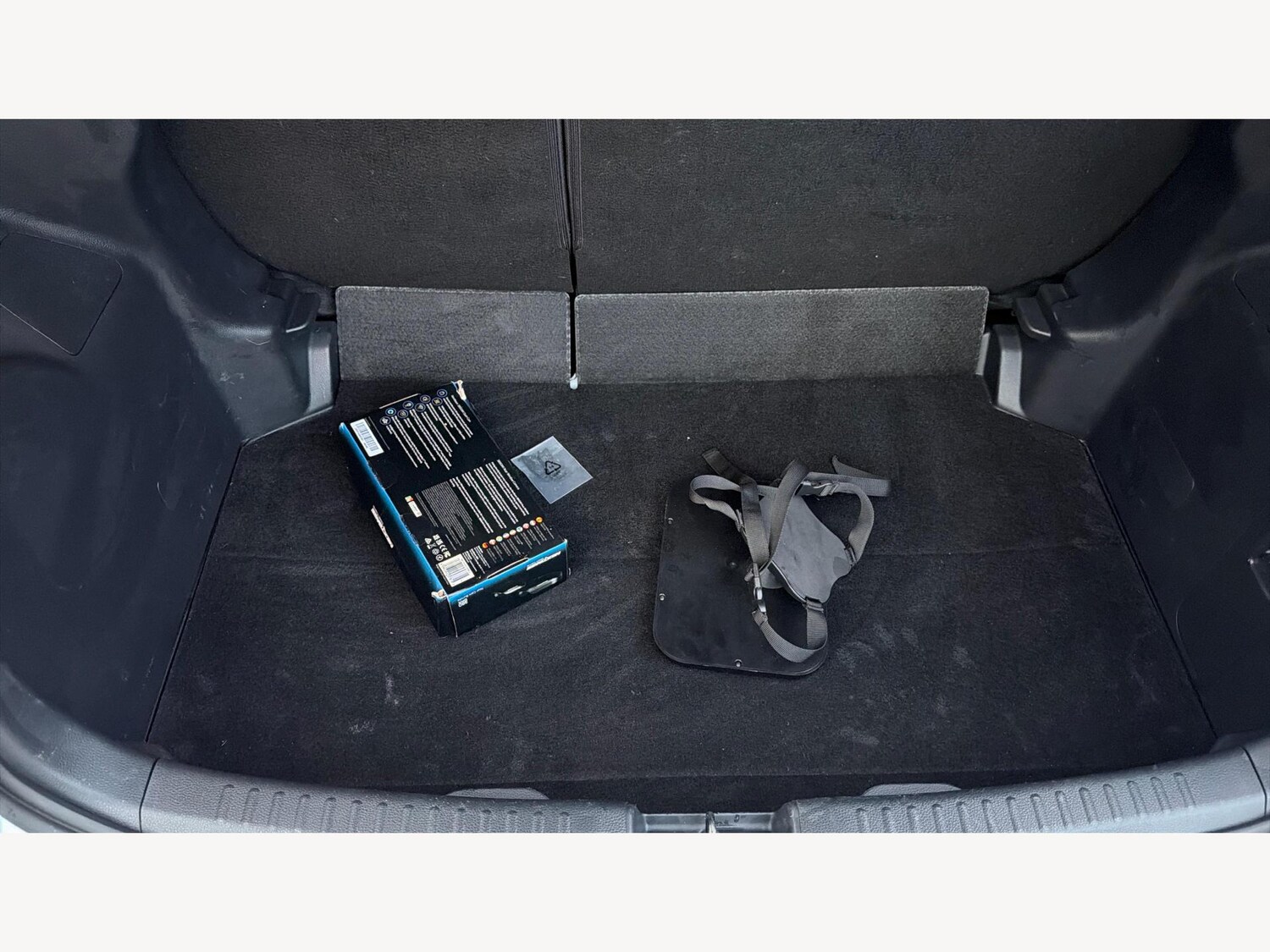 Used Toyota Yaris for sale - 77484469: Photo 17