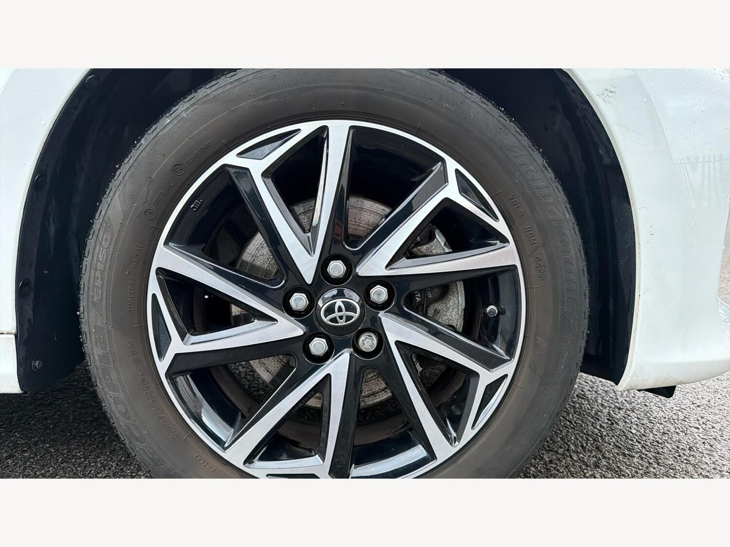 Used Toyota Yaris for sale - 77484469: Photo 21