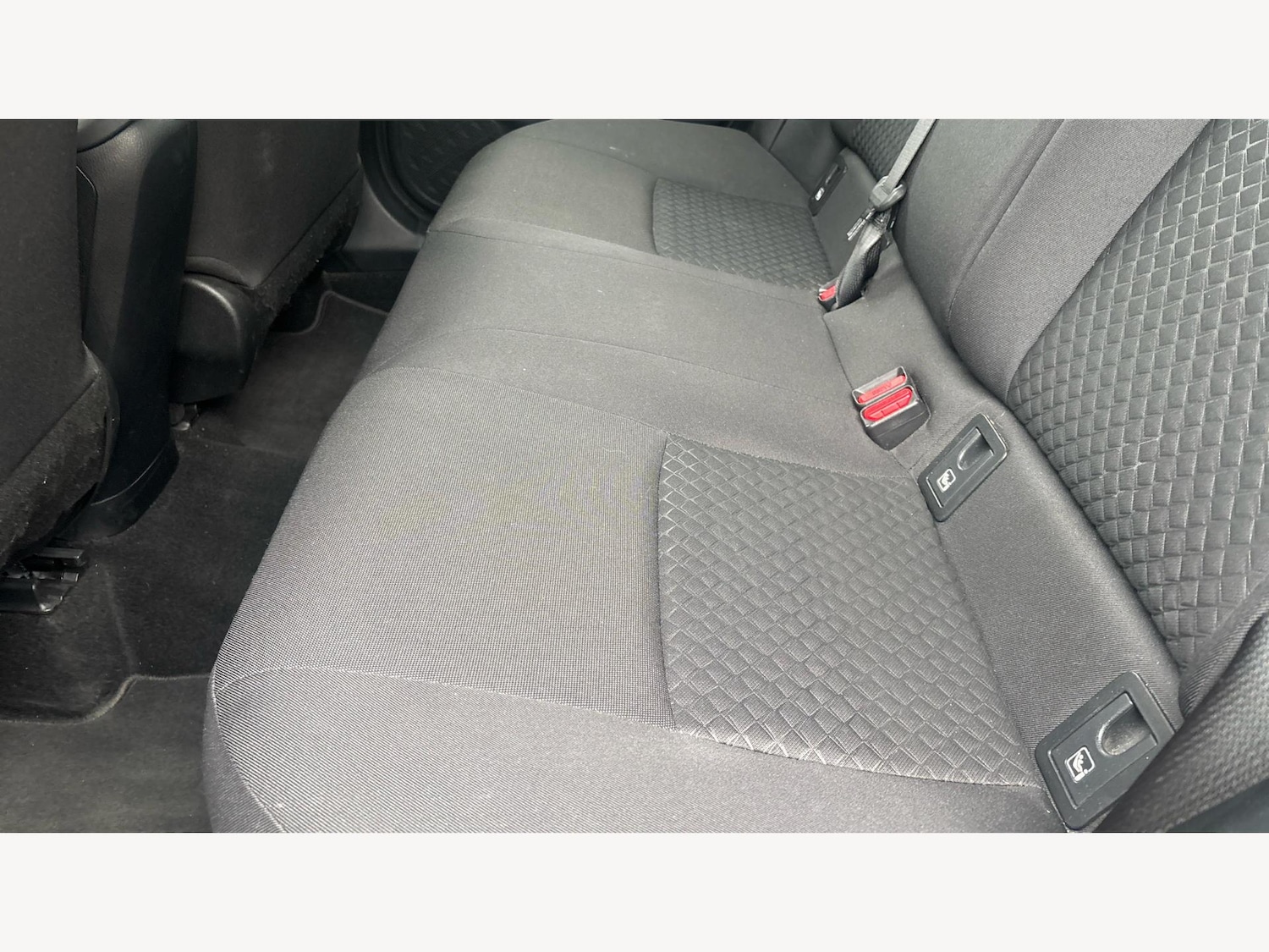 Used Toyota C-HR 2022 for sale - 76326139: Photo 15