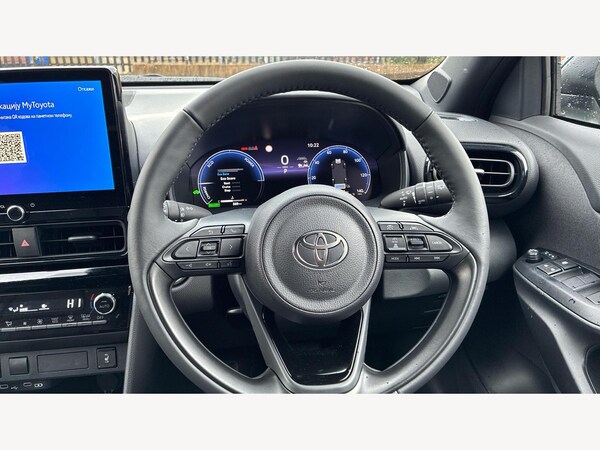Used Toyota Yaris Cross 2025 for sale - 76326760: Photo 10