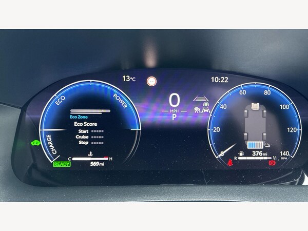 Used Toyota Yaris Cross 2025 for sale - 76326760: Photo 11