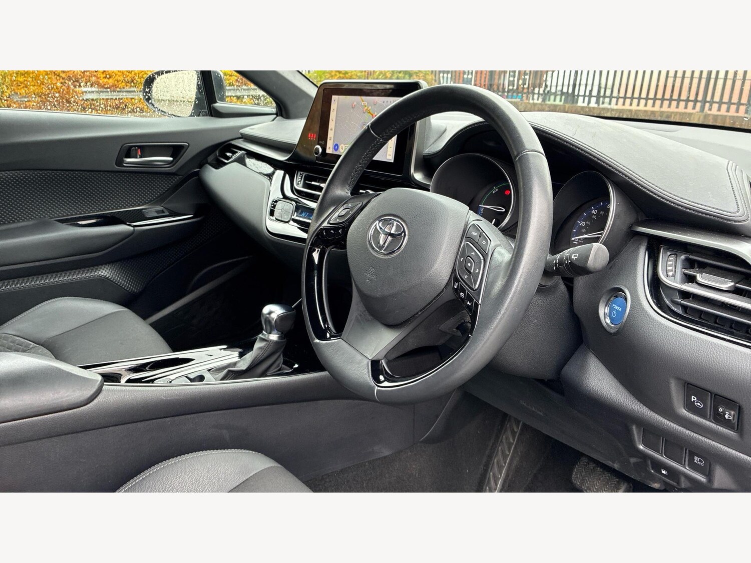 Used Toyota C-HR 2023 for sale - 76326080: Photo 13