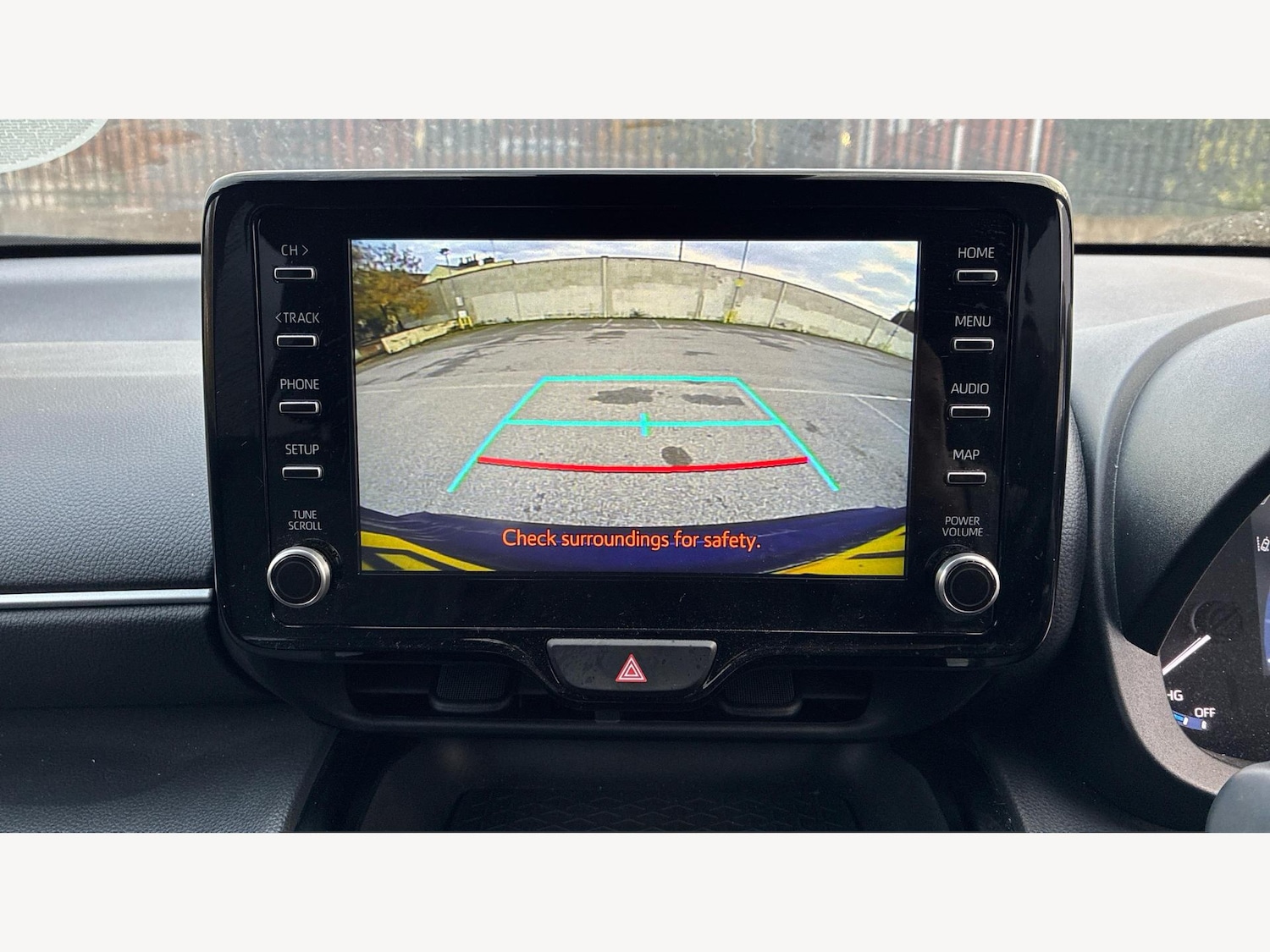 Used Toyota Yaris Cross 2022 for sale - 76408842: Photo 9