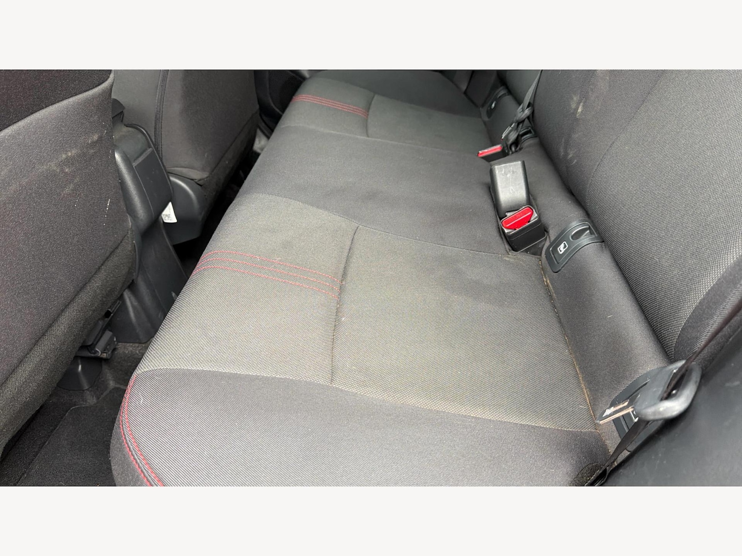 Used Toyota Yaris for sale - 77625918: Photo 16