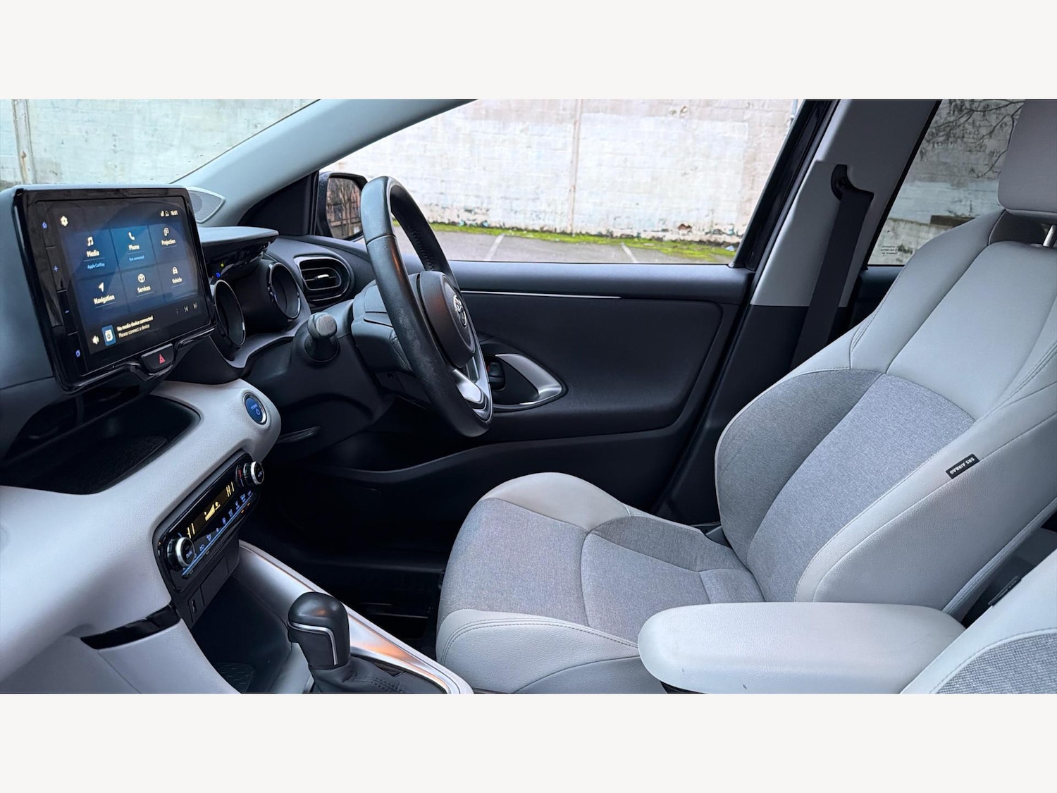 Used Toyota Yaris 2022 for sale - 77559027: Photo 13