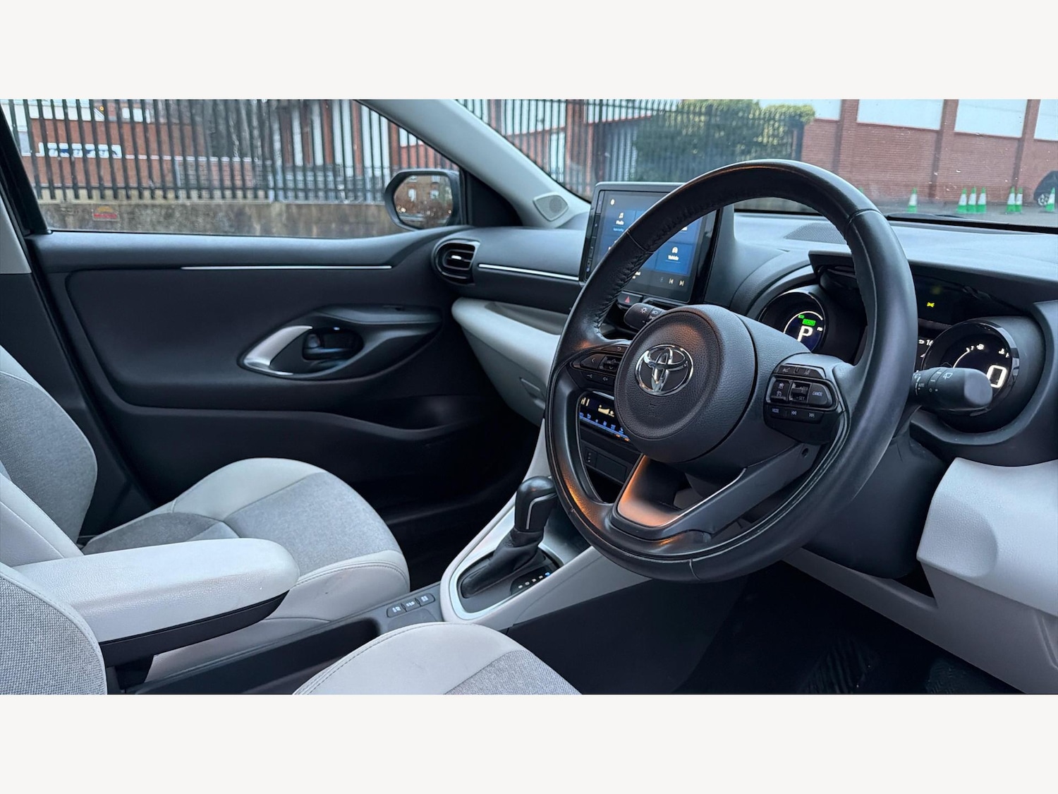 Used Toyota Yaris 2022 for sale - 77559027: Photo 14