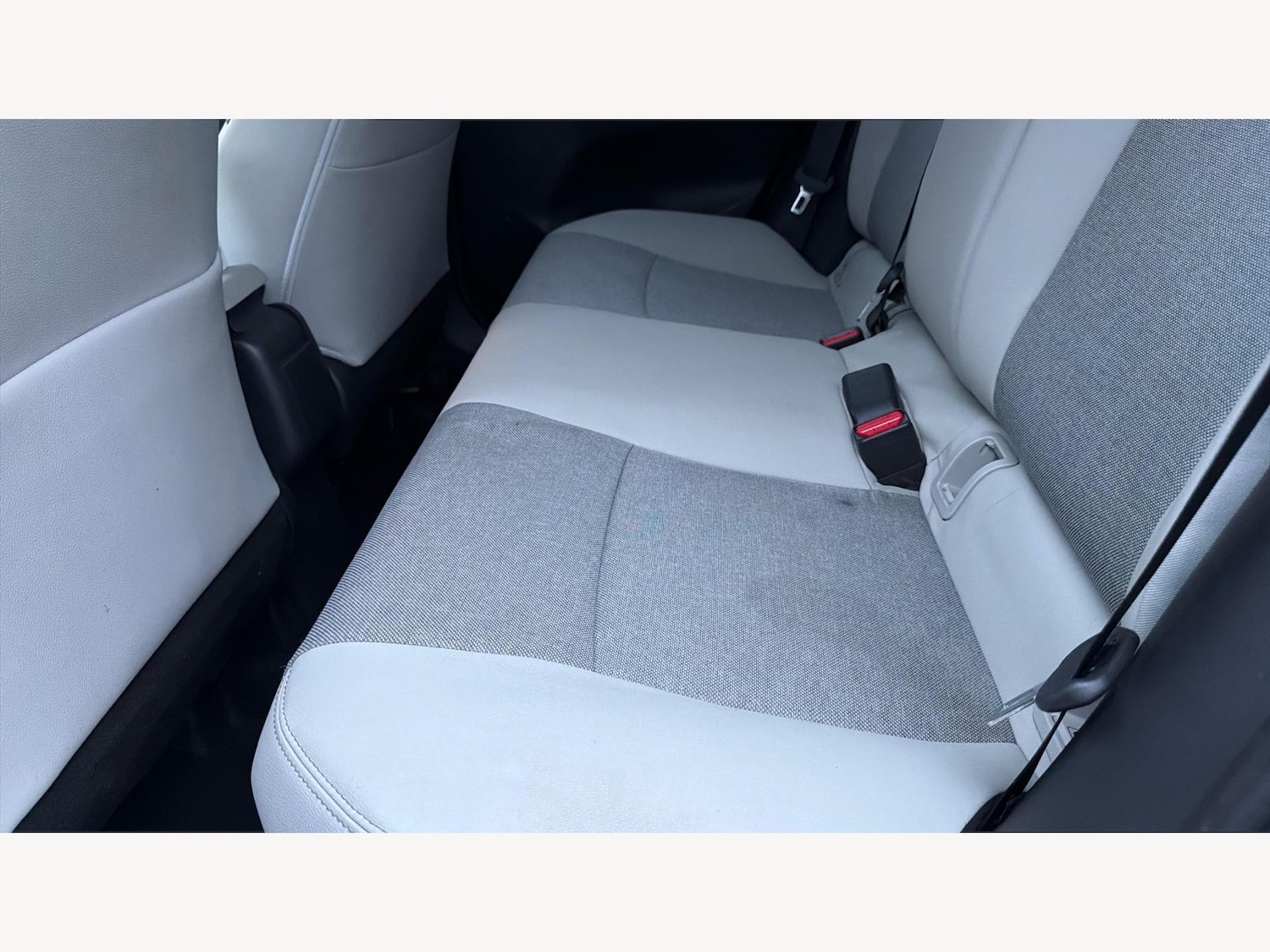 Used Toyota Yaris 2022 for sale - 77559027: Photo 16
